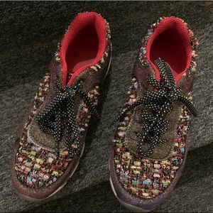 HOLOGRAPHIC SNEAKERS